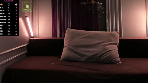 Snapshot of oliversport chatting on 01/24/25, 07:28 OliverSport online show from 01/24/25, 07:28