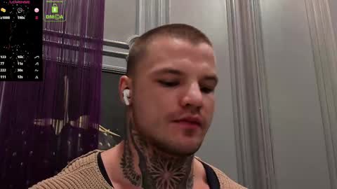 Snapshot of oliversport chatting on 03/02/25, 10:35 OliverSport online show from 03/02/25, 10:35