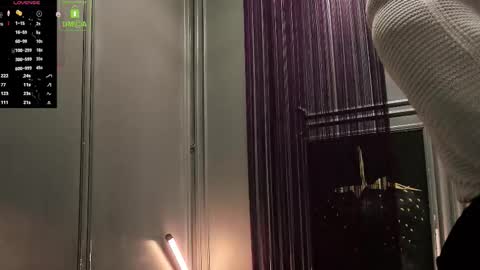 Snapshot of oliversport chatting on 11/07/25, 03:45 OliverSport online show from 11/07/25, 03:45