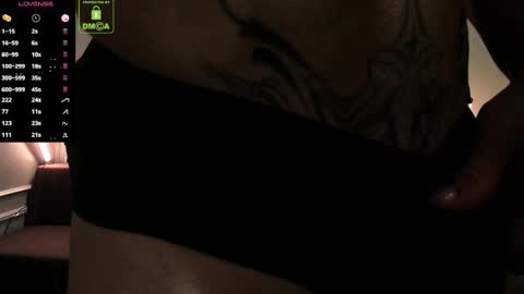 Snapshot of oliversport chatting on 11/11/25, 03:45 OliverSport online show from 11/11/25, 03:45