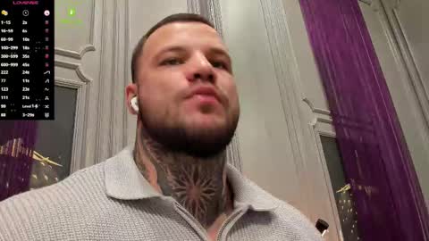 Snapshot of oliversport chatting on 11/28/25, 10:40 OliverSport online show from 11/28/25, 10:40