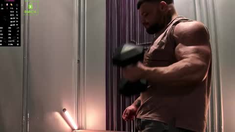 Snapshot of oliversport chatting on 02/08/26, 06:17 OliverSport online show from 02/08/26, 06:17