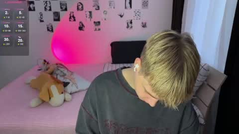 oliver online show from 12/15/25, 12:31