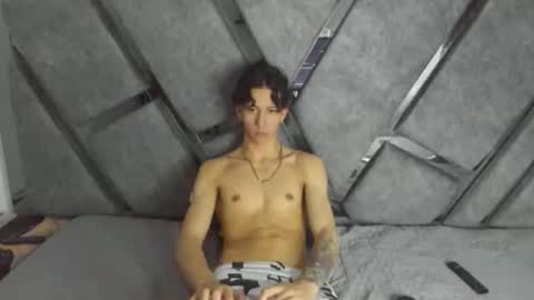 Snapshot of oliverthompson_01 chatting on 10/07/25, 07:05 oliverthompson_01 online show from 10/07/25, 07:05