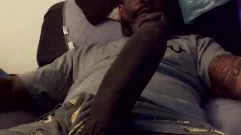 Snapshot of olivertwist1273 chatting on 03/06/25, 04:17 olivertwist1273 online show from 03/06/25, 04:17