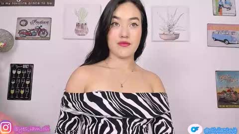 ..................................... 500 am- 1200 pm GMT-5 online show from 10/01/25, 12:44