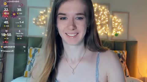 Snapshot of olivia_7 chatting on 05/26/26, 04:03 Olivia online show from 05/26/26, 04:03