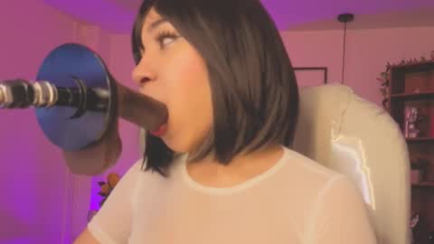 Olivia online show from 09/20/25, 03:40