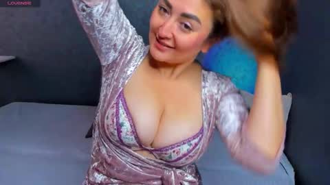 Olli online show from 09/10/25, 04:23