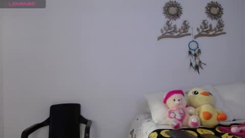 Snapshot of olivia_col chatting on 06/19/26, 08:34 Olivia Gonzales online show from 06/19/26, 08:34