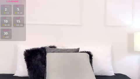 Snapshot of olivia_flamme chatting on 07/23/26, 02:04 olivia_flamme online show from 07/23/26, 02:04
