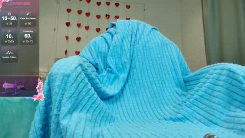 Snapshot of olivia_k_ chatting on 02/09/26, 12:14 Olivia Hi guys Follow me online show from 02/09/26, 12:14