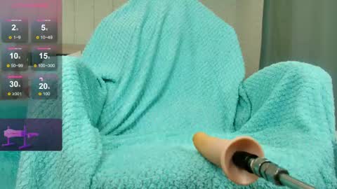 Olivia Hi guys Follow me  online show from 06/09/26, 12:11