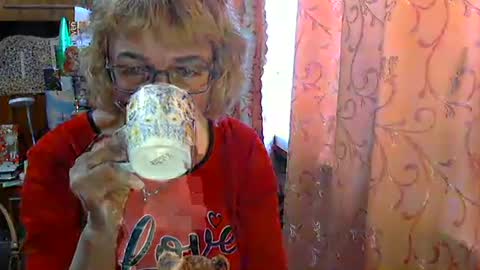 Olivia Mia online show from 04/29/26, 09:46