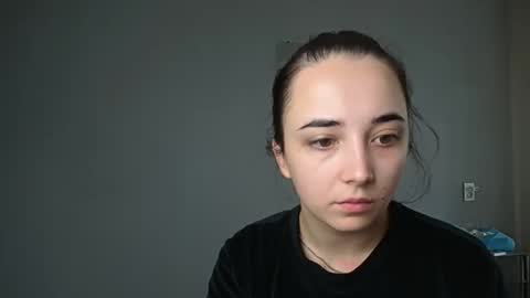 Olivia online show from 11/01/25, 12:29