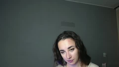 Olivia online show from 06/28/26, 10:05