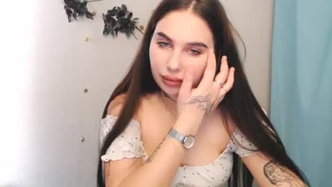 Snapshot of olivia_red_ chatting on 07/24/26, 01:31 Olivia online show from 07/24/26, 01:31