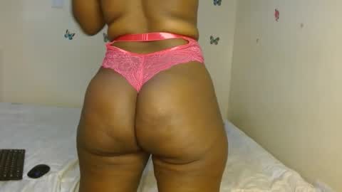 Snapshot of olivia_roxxyy chatting on 02/08/26, 07:28 olivia online show from 02/08/26, 07:28