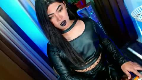 Miss OLIVIA online show from 09/24/25, 06:33