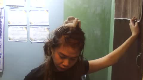 Snapshot of olivia_vivi chatting on 02/22/26, 05:19 Oliviaxx online show from 02/22/26, 05:19