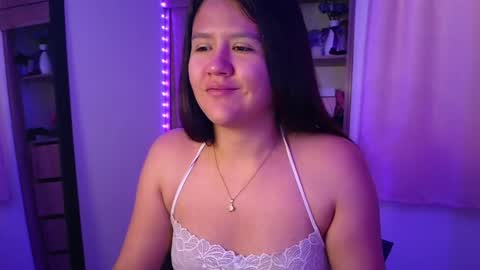 Olivia online show from 05/03/26, 12:22