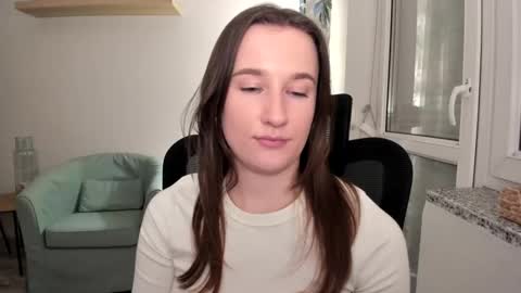 Oliwiaa2004 online show from 02/13/25, 12:24