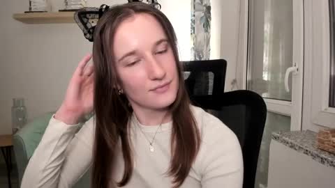 Oliwiaa2004 online show from 02/15/25, 09:26