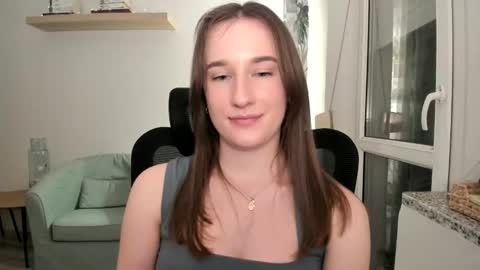 Oliwiaa2004 online show from 03/11/25, 07:36