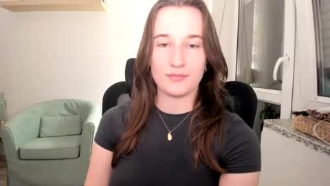 Oliwiaa2004 online show from 09/10/25, 08:53