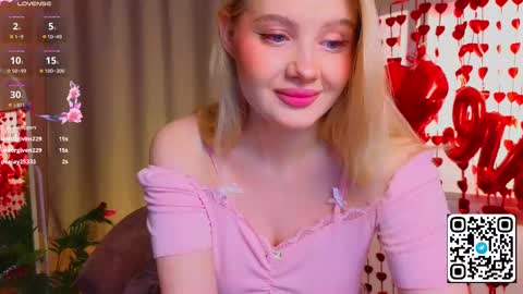 Snapshot of oliviabr0wn chatting on 02/11/25, 02:14 Olivia online show from 02/11/25, 02:14