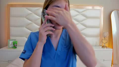 OLIV online show from 06/06/26, 06:12