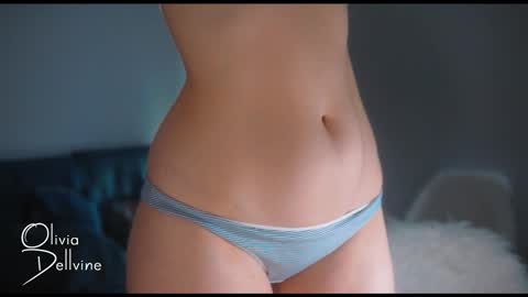 Olivia online show from 11/18/25, 01:44