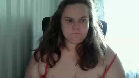 Snapshot of oliviaermesx chatting on 09/11/25, 10:48 OliviaErmesx online show from 09/11/25, 10:48