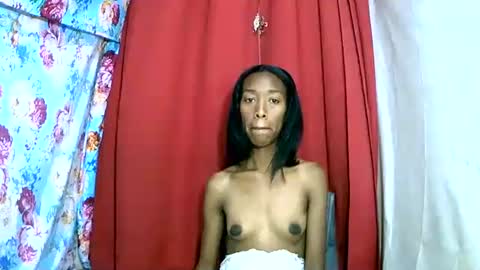 oliviah27 online show from 10/08/25, 08:17