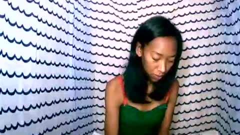 oliviah27 online show from 10/21/25, 08:20