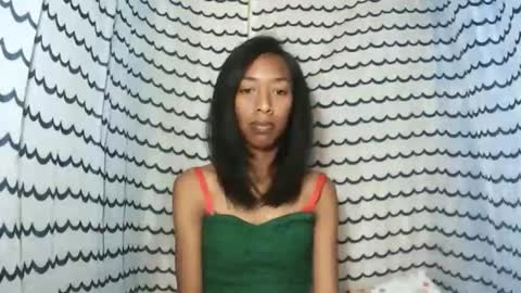 oliviah27 online show from 11/06/25, 05:36