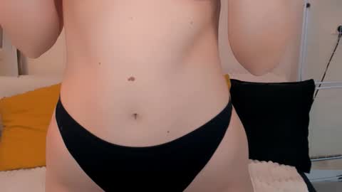 oliviaBeauty online show from 10/20/25, 06:52