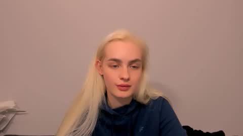 oliviaBeauty online show from 03/11/26, 09:32