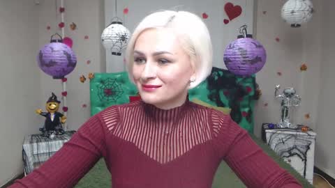 OliviaHorst online show from 10/20/25, 06:19