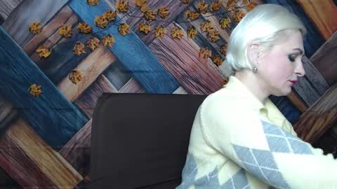 OliviaHorst online show from 12/03/25, 06:32