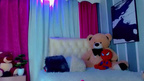 oliviahot01 online show from 02/24/26, 01:47