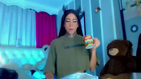oliviahot01 online show from 03/31/26, 01:51