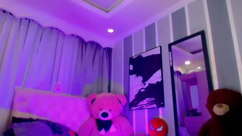 Snapshot of oliviahot01 chatting on 05/31/26, 01:47 oliviahot01 online show from 05/31/26, 01:47