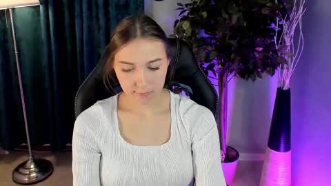 olivialangs online show from 03/17/26, 11:57