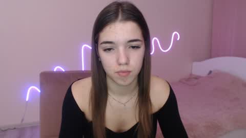 Olivia online show from 12/06/24, 04:17