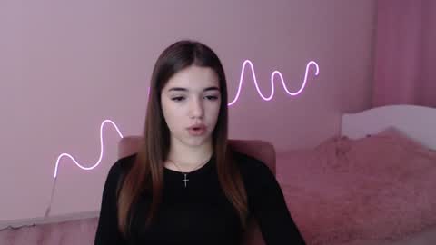 Olivia online show from 12/12/24, 02:33