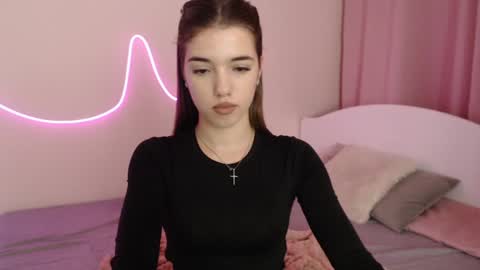 Olivia online show from 12/19/24, 07:29