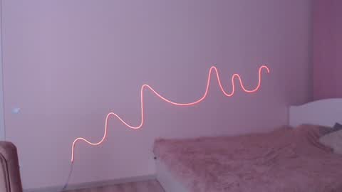 Olivia online show from 12/26/24, 06:12