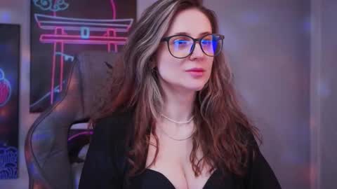 Liv online show from 02/11/26, 05:45