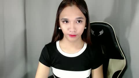 Snapshot of olivianiczxasshieerrraa6 chatting on 09/14/25, 02:33 NICOLE online show from 09/14/25, 02:33